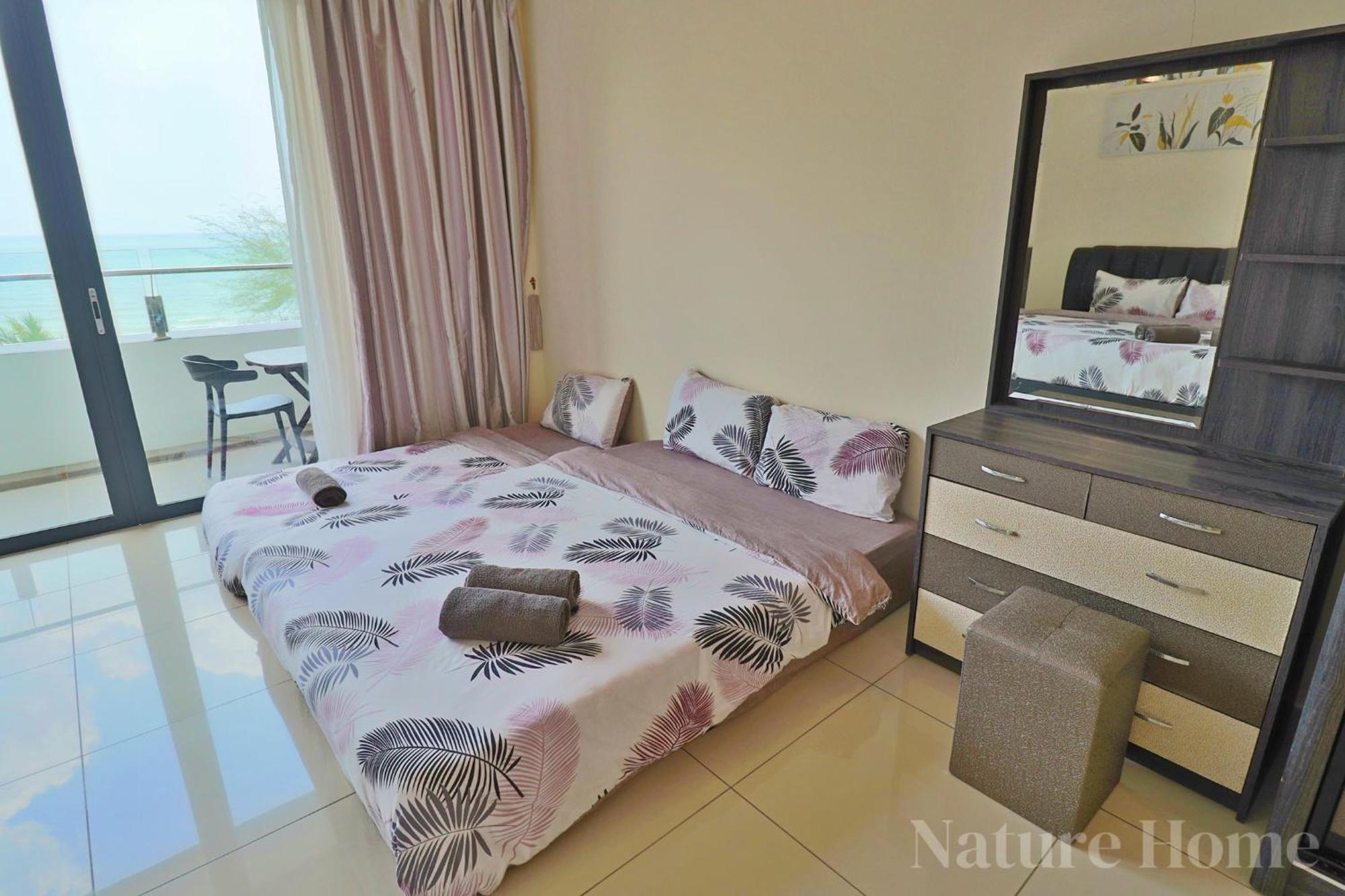 Nature Home 2 - Swiss Garden Resort Residences Beachfront Villa Kuantan Luaran gambar