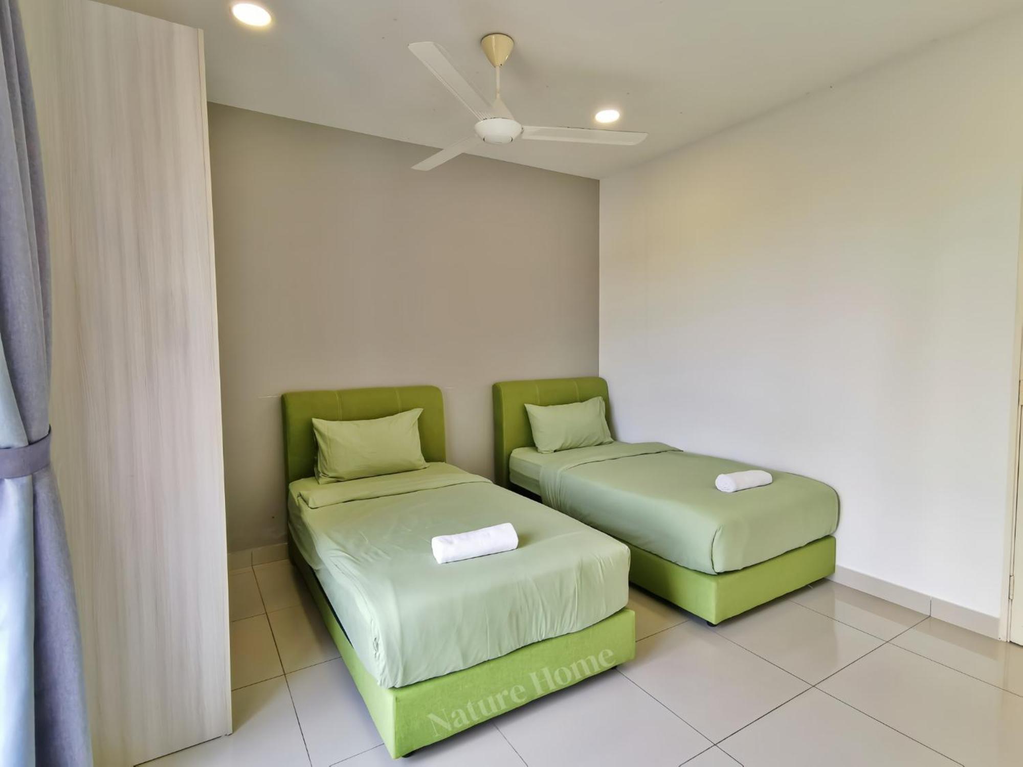 Nature Home 2 - Swiss Garden Resort Residences Beachfront Villa Kuantan Luaran gambar